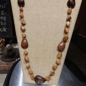 VTG 1960's, 70's LONG RETRO MOD NUT SEED 30IN NECKLACE. MID CENTURY MODERN